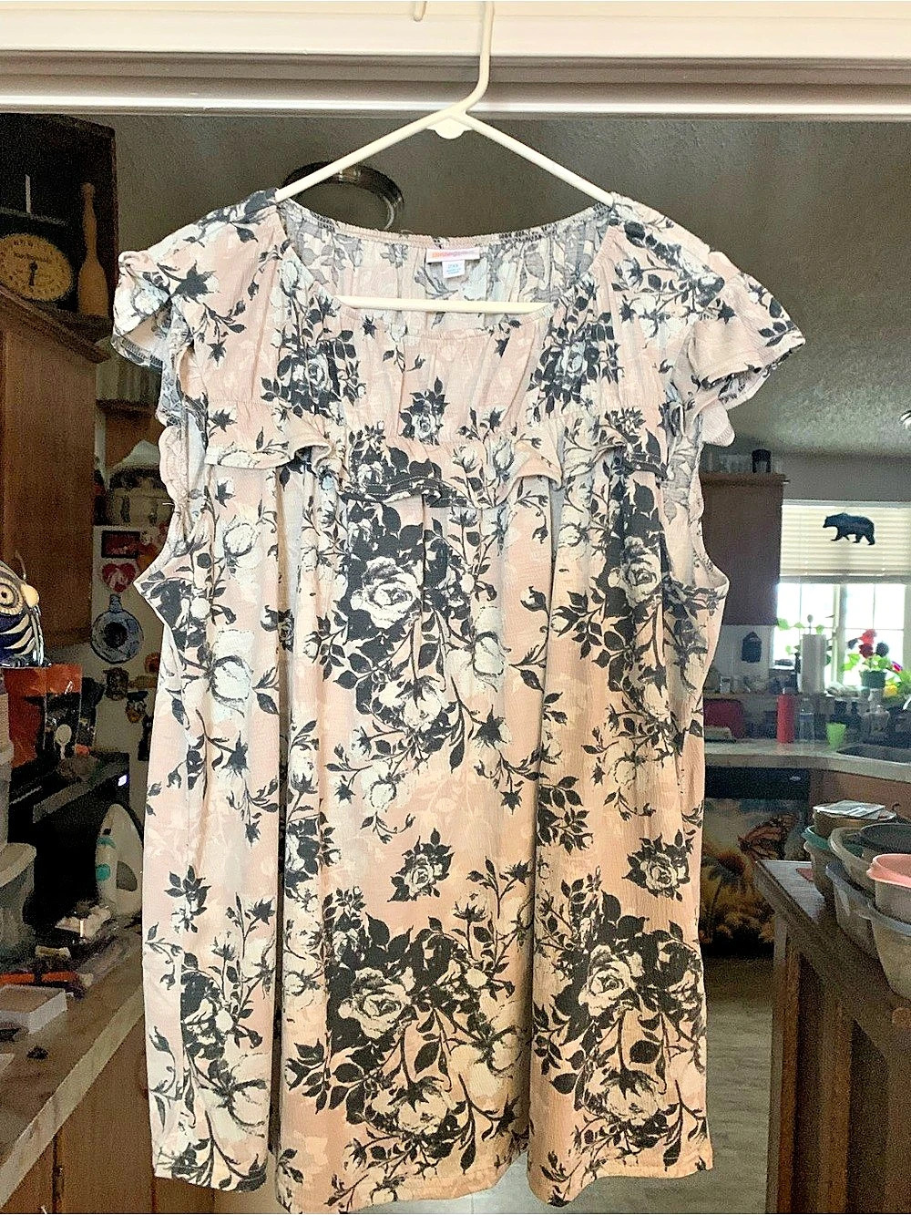 LuLaRoe Ruffled Top FloralPink & Black 2XL